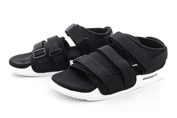 Мужские сандалии Adidas Adilette 2.0 черные с белым