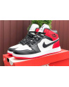 Мужские высокие кроссовки Nike Air Jordan 1 Retro High OG белые с черным и красным