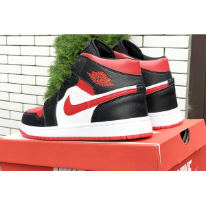 Купить Мужские высокие кроссовки Nike Air Jordan 1 Retro High OG черные с красным и белым в Украине