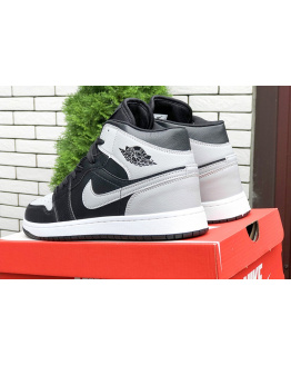 Мужские высокие кроссовки Nike Air Jordan 1 Retro High OG черные с серым