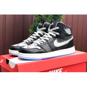 Купить Мужские высокие кроссовки Nike Air Jordan 1 Retro High OG x Louis Vuitton черные с серым
