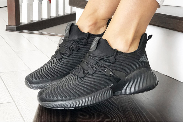 Женские кроссовки Adidas AlphaBOUNCE Instinct черные