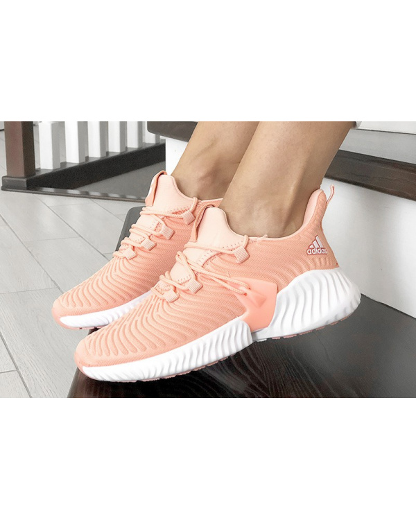 Женские кроссовки Adidas AlphaBOUNCE Instinct коралловые