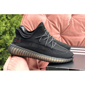 Купить Жіночі кросівки Adidas Yeezy Boost 350 V2 black в Украине