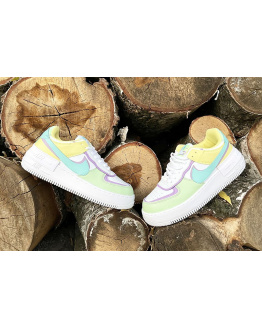 Женские кроссовки Nike Air Force 1 Shadow белые с зеленым и желтым