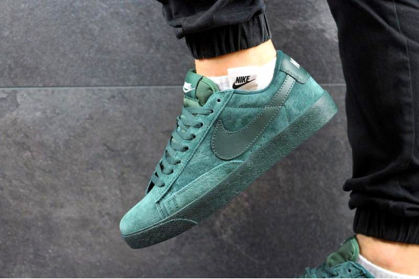 Мужские кроссовки Nike SB Blazer Low GT зеленые