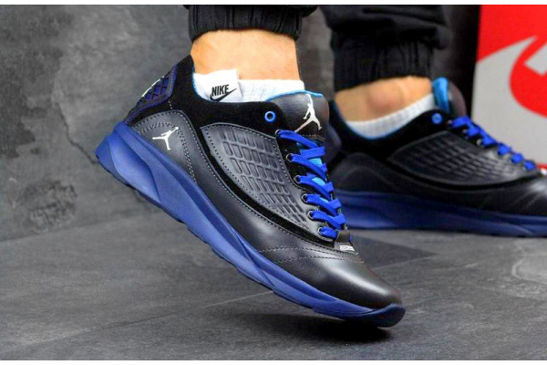Мужские кроссовки Nike Jordan черные с голубым