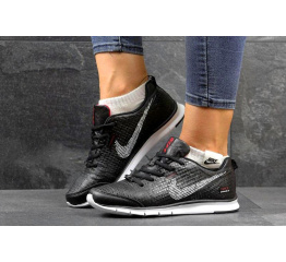 Женские кроссовки Nike черные