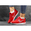 Женские кроссовки Nike красные