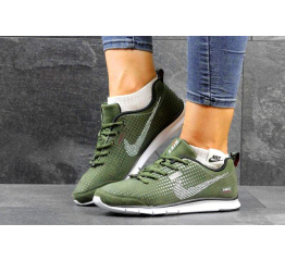 Женские кроссовки Nike зеленые