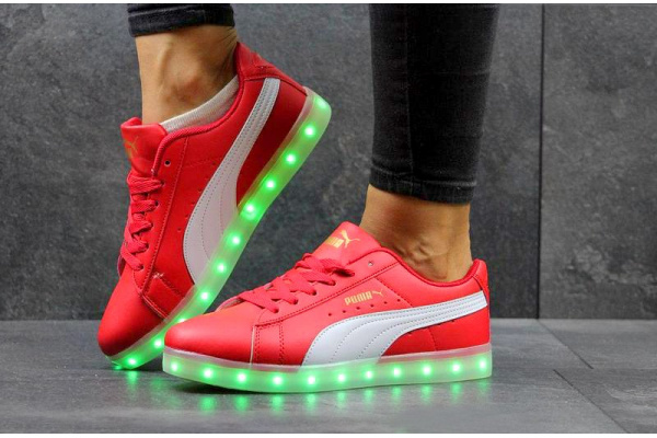 Женские кроссовки Puma Suede LED красные