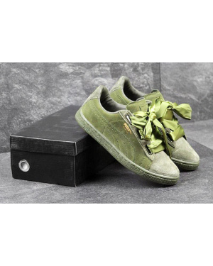 Женские кроссовки Puma Suede Heart Reset зеленые