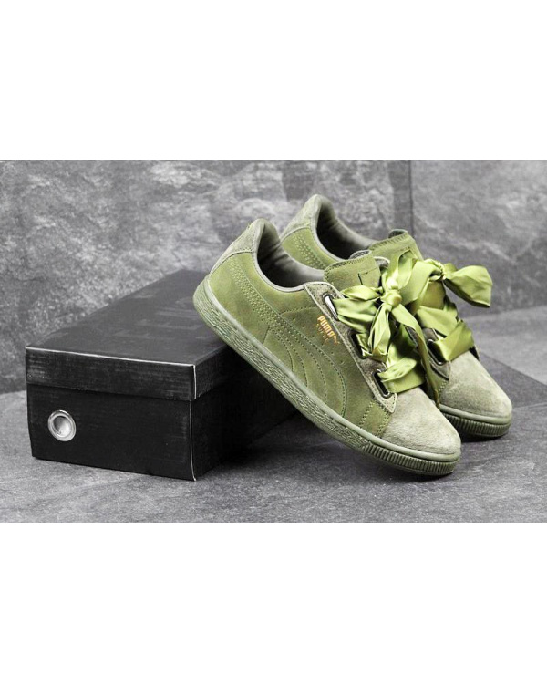 Женские кроссовки Puma Suede Heart Reset зеленые