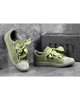Женские кроссовки Puma Suede Heart Reset зеленые