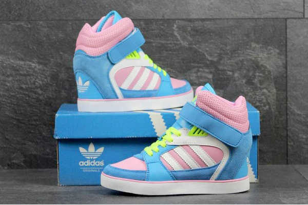 Женские высокие кроссовки Adidas Amberlight Up голубые с розовым