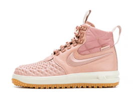 Зимние и высокие кроссовки женские